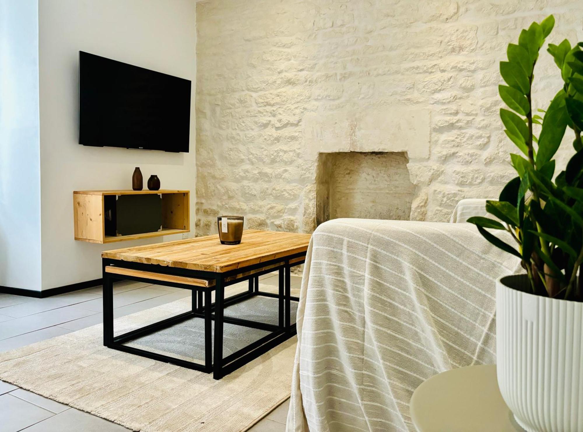 La Maison Du Parc, Charme Et Tranquillite Niort Extérieur photo