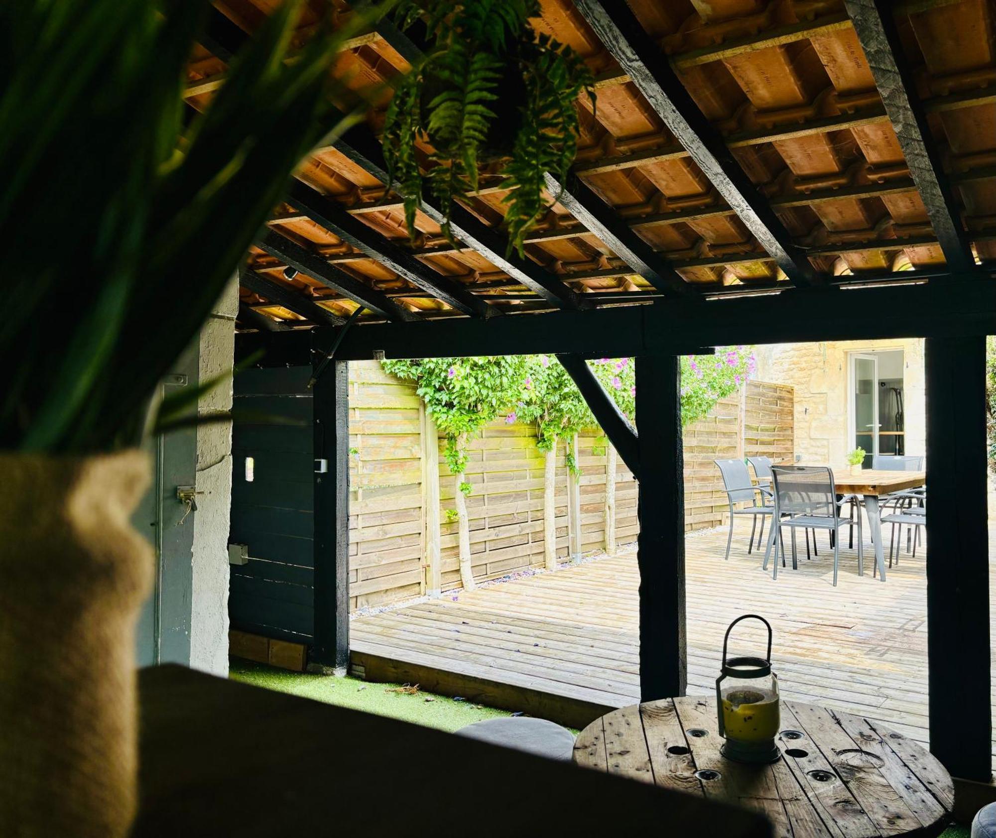 La Maison Du Parc, Charme Et Tranquillite Niort Extérieur photo